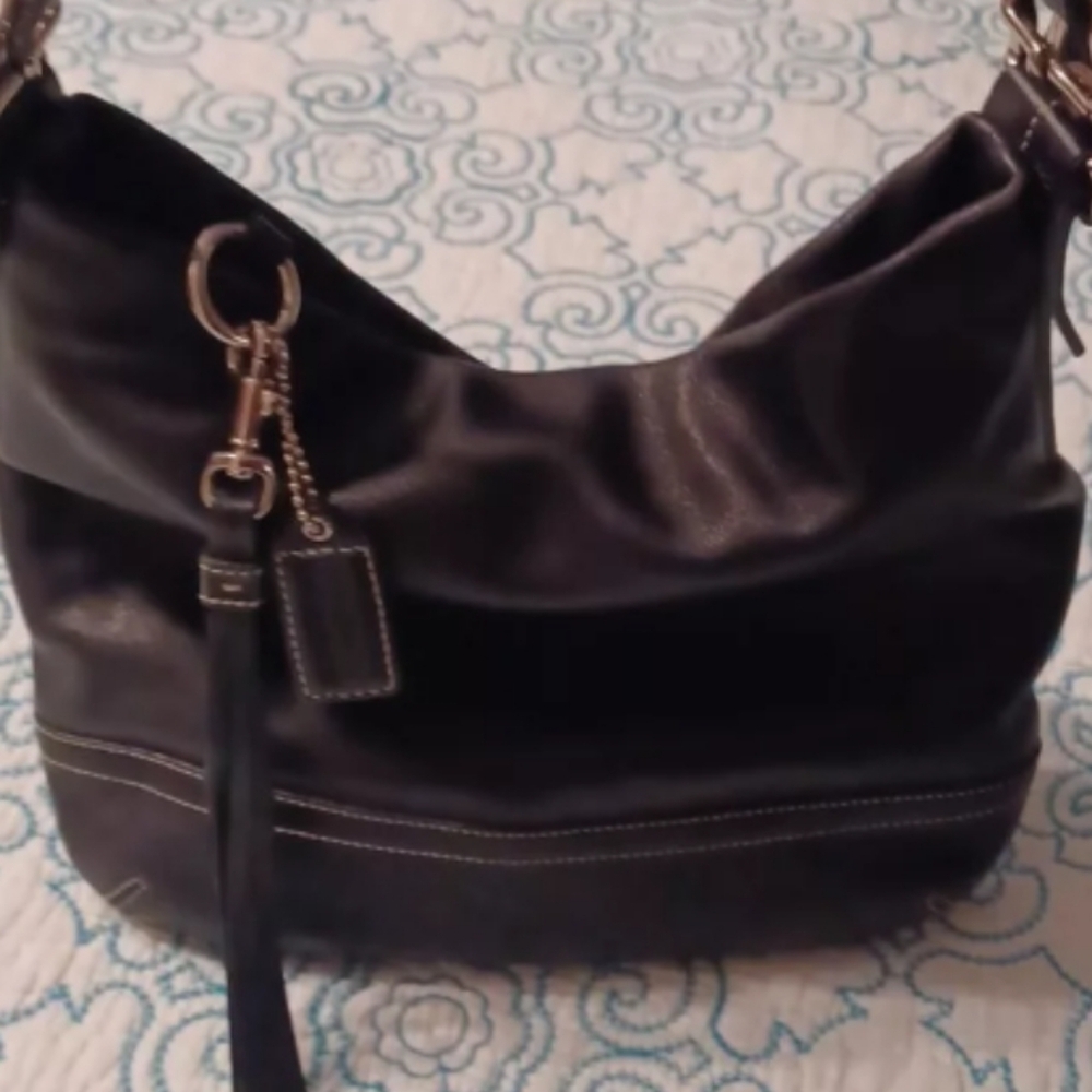 Coach  black genuine  leather shoulder bag